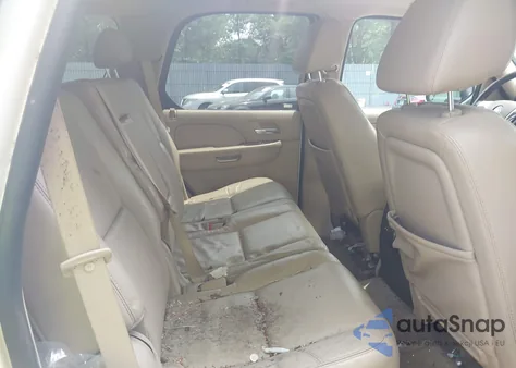 2009 Cadillac Escalade Standard из США, поврежденный, VIN 1GYFK23249R194354